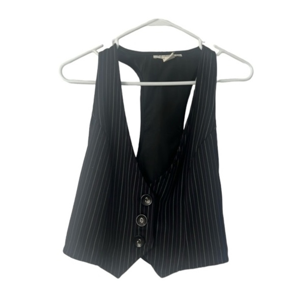 Women’s top size M